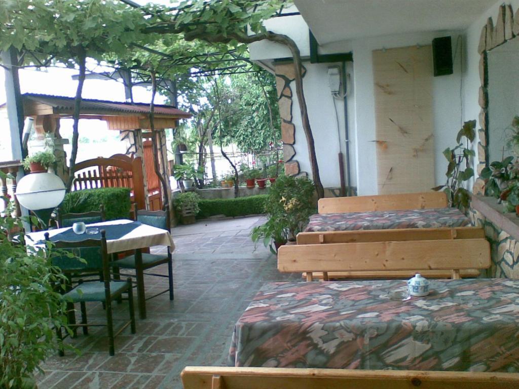 Family Hotel Natalis 希萨里亚 外观 照片
